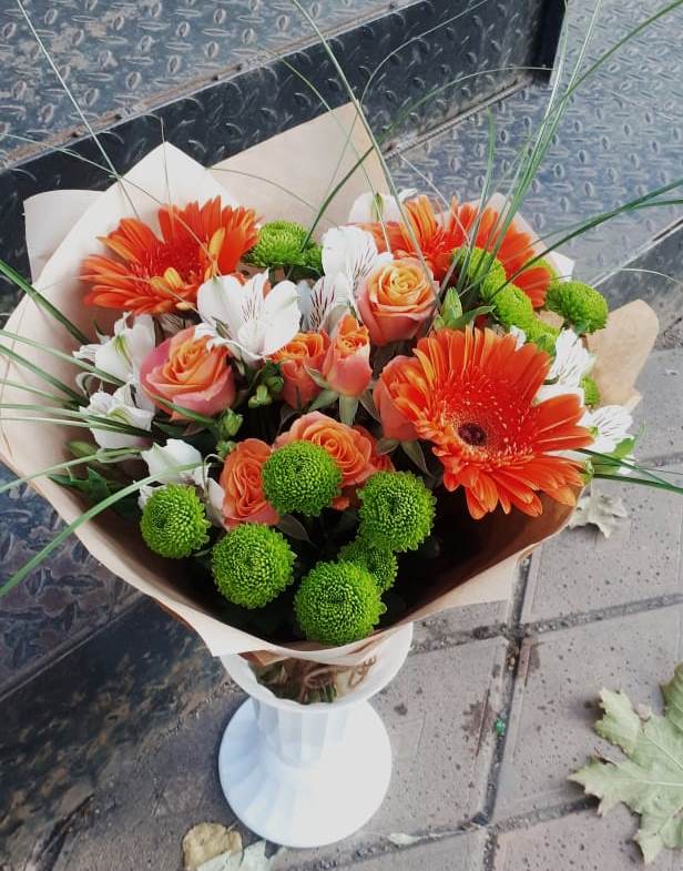 Букет цветов из: Герберы, Хризантемы, Альстромерии и Розы в Вартемяги