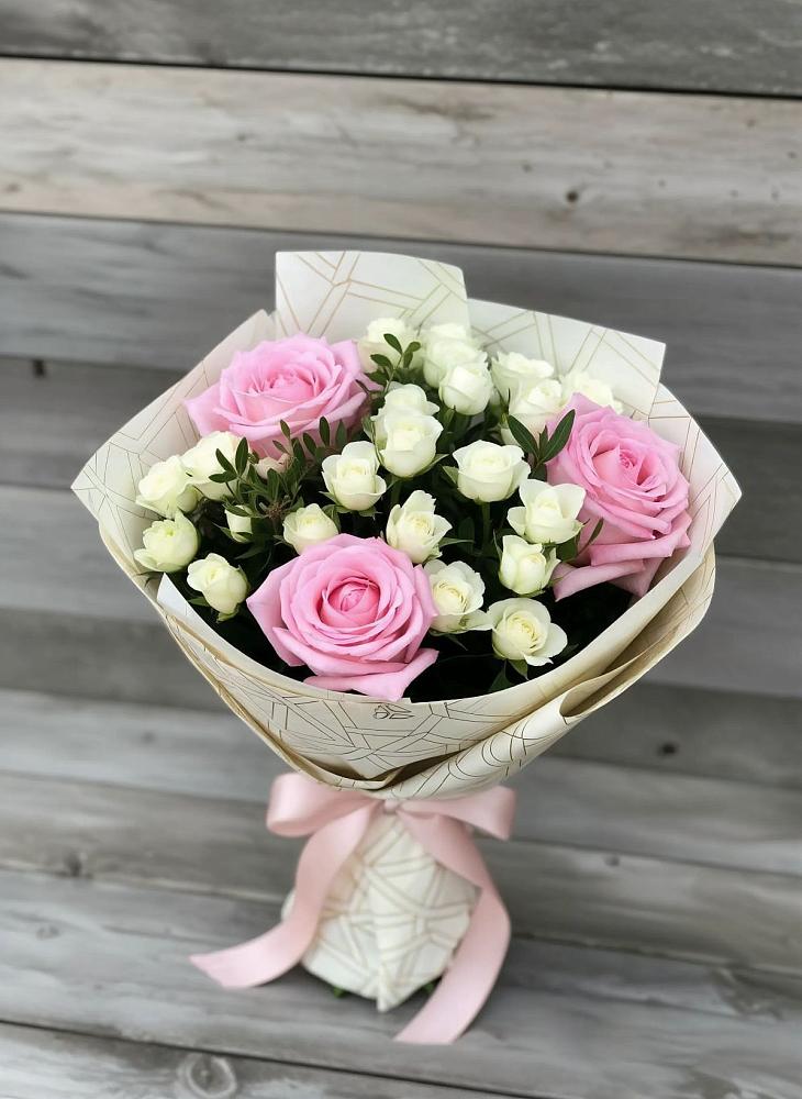Букет цветов из: Розы в Вартемяги