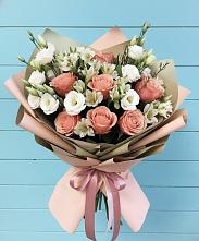Букет цветов из:  Розы, Альстромерии и Лизиантусы в Вартемяги
