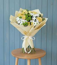 Букет цветов из:  Хризантемы и Розы в Вартемяги