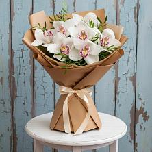 Букет цветов из:  Орхидеи и Розы в Вартемяги